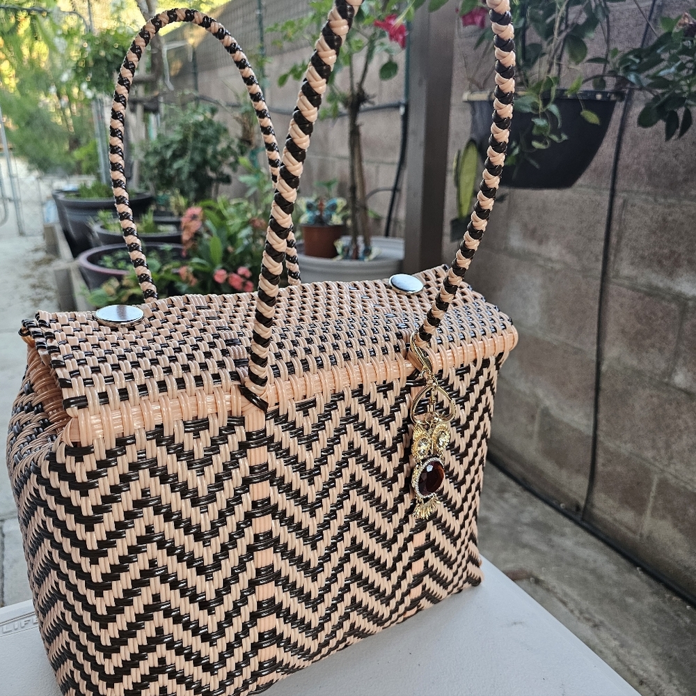 Elegant Chevron Woven Tote - Picture 8 of 16